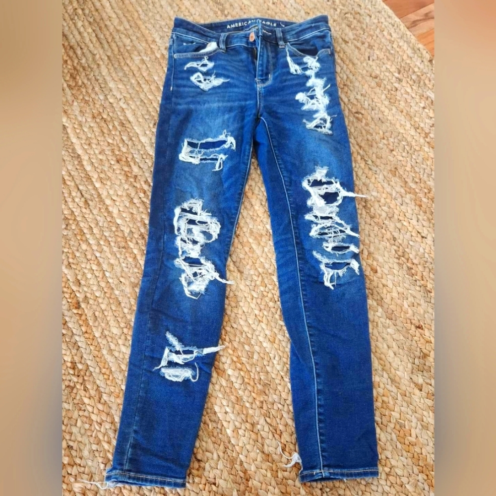 High waisted jeans